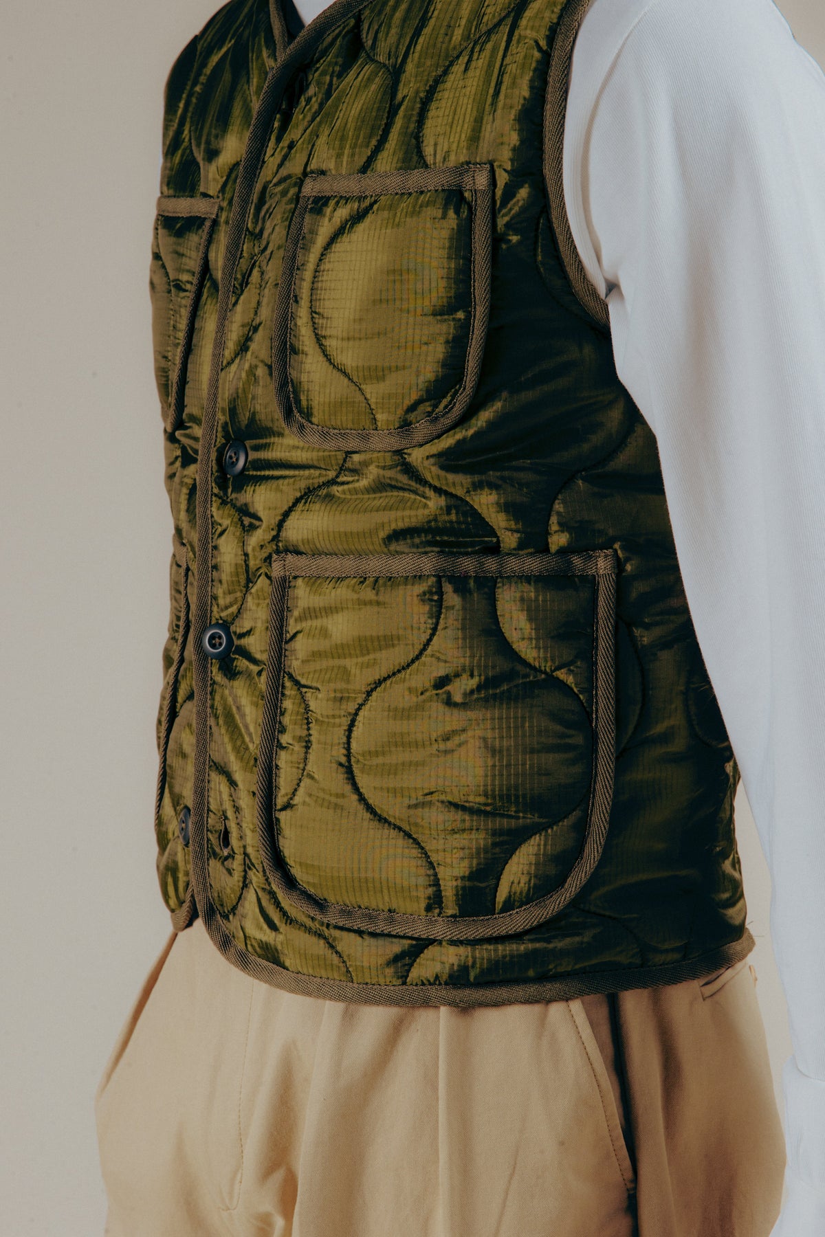 HUGO LAURENT™ | Le Liner Vest - Military Green